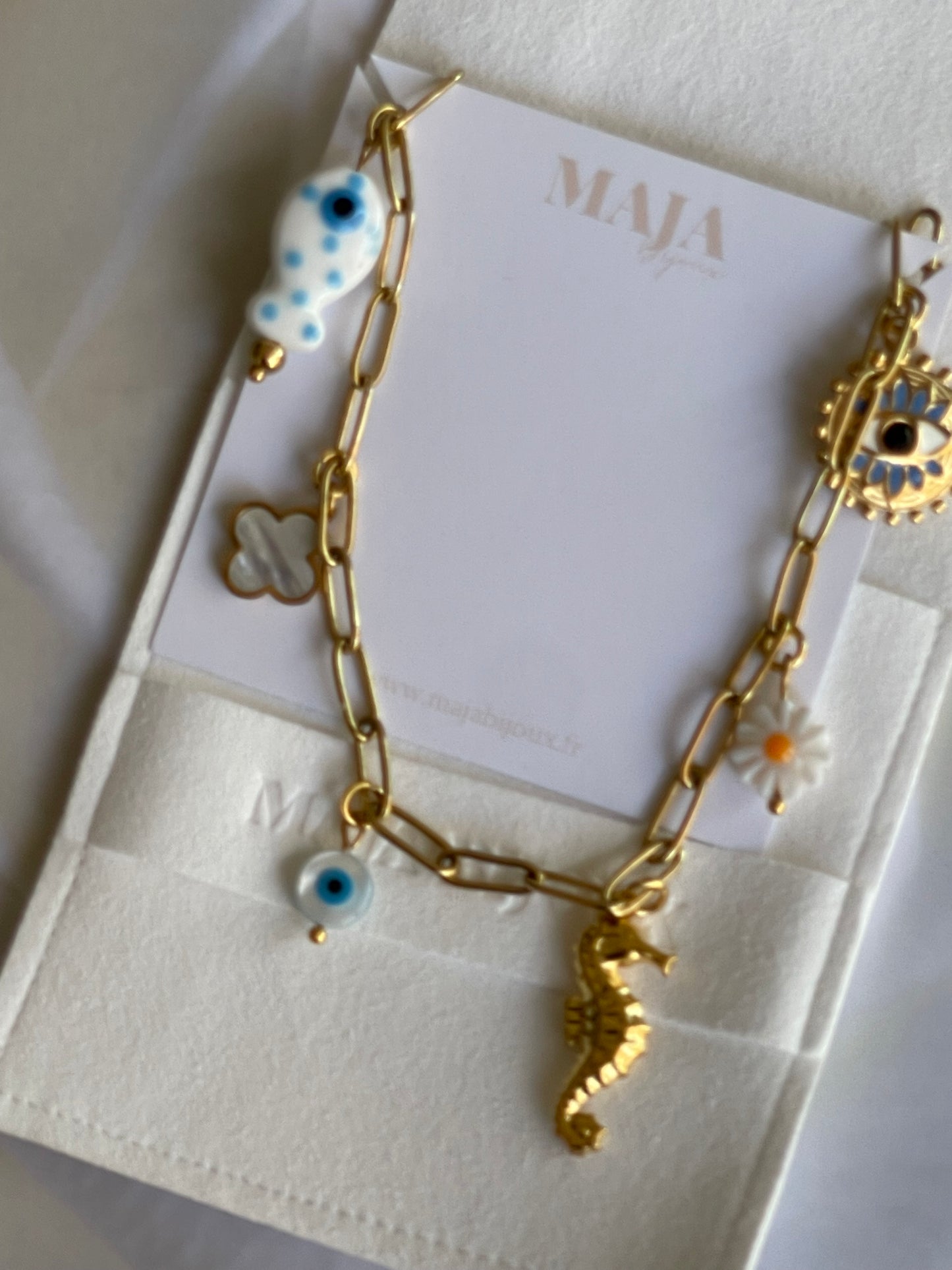 Charm N°8